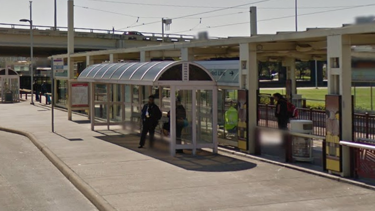 Intercambiador de autobús y metro en Houston