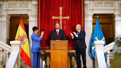 Adrián Barbón toma posesión como nuevo presidente de Asturias