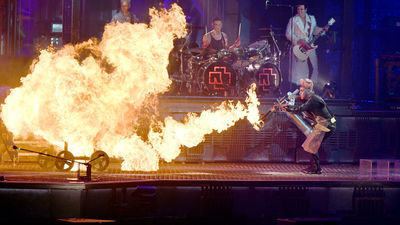 Dos mil mujeres contra la actuación de Rammstein en Viena por supuestos abusos sexuales