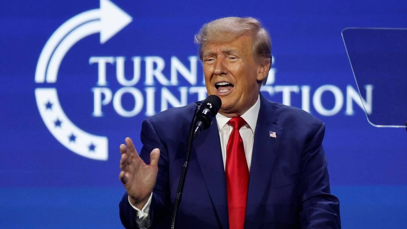 El fiscal añade 3 cargos contra Trump y él lo tacha de interferencia electoral