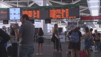 Retrasos de 30 minutos en las llegadas y salidas del AVE en Chamartín