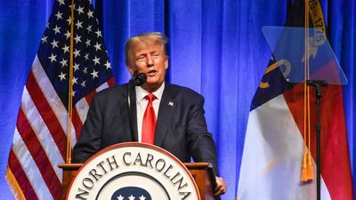 ¿Puede presentarse Trump a unas elecciones imputado? ¿Y si acaba en prisión?