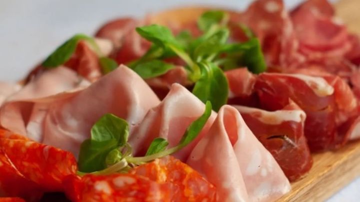 EMMA Y JULIA / EMMA Y JULIA