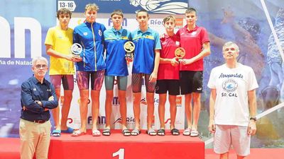 Gredos San Diego y Real Canoe, campeones de España de natación alevín