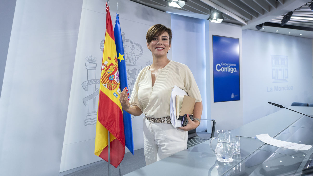 La JEC multa a Isabel Rodríguez por hacer electoralismo en sus comparecencias desde Moncloa