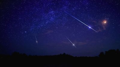 Los mejores lugares en Madrid  para ver las Perseidas 2025 con sus Lágrimas de San Lorenzo