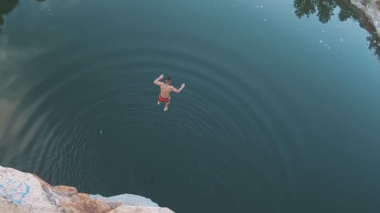 17 denuncias por bañarse en las canteras de Alpedrete