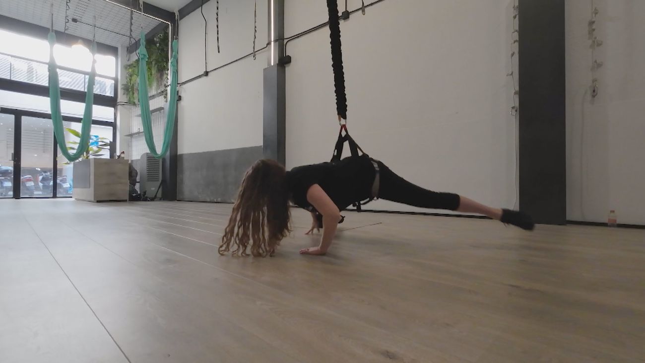 ¡Volar y quemar calorías a la vez es posible con el 'Bungee dance'!