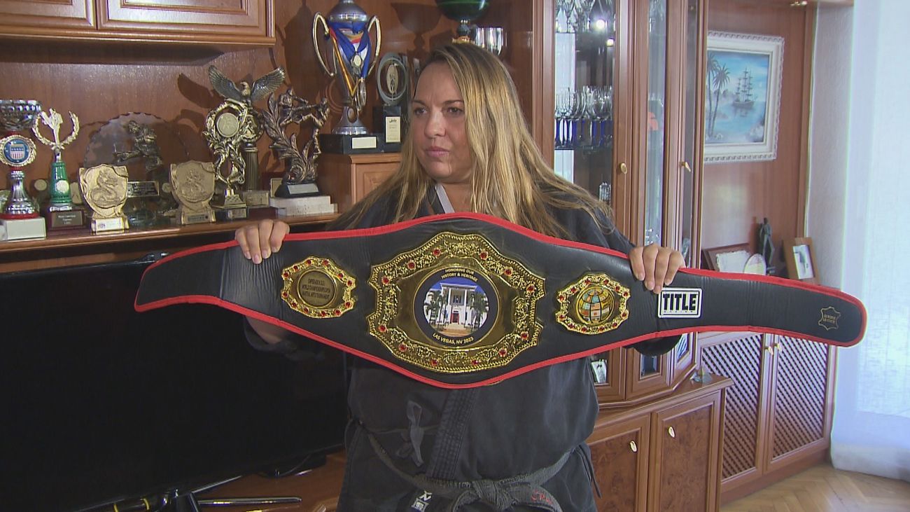 La torrejonera Cristina Álvarez, pentacampeona del mundo de kayukenbo