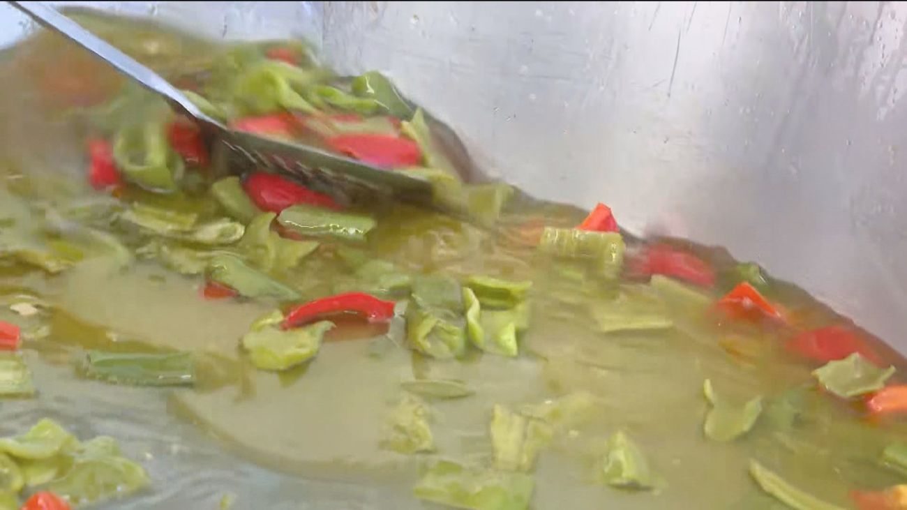 Manzanares El Real finaliza sus fiestas con la cena del toro