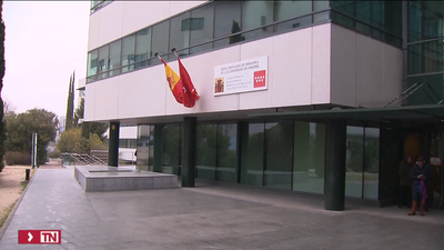 Apuñala a su ex en Madrid y a un joven que la defendió en plena calle tras un juicio por malos tratos