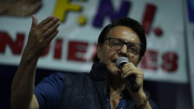 Matan a tiros al candidato a la Presidencia de Ecuador Fernando Villavicencio tras un mitin