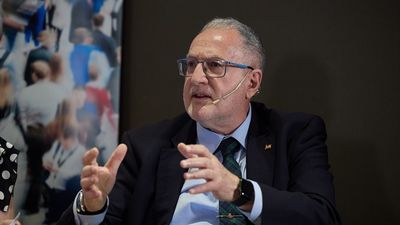 El sustituto de Espinosa de los Monteros renuncia también al acta del Congreso