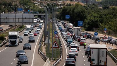 Llega el puente del 15 de agosto con más coches previstos en carretera desde al menos 2011