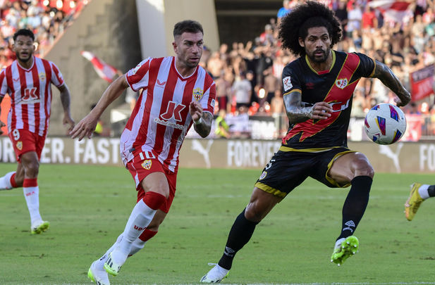 Aridane ante el Sevilla / EFE