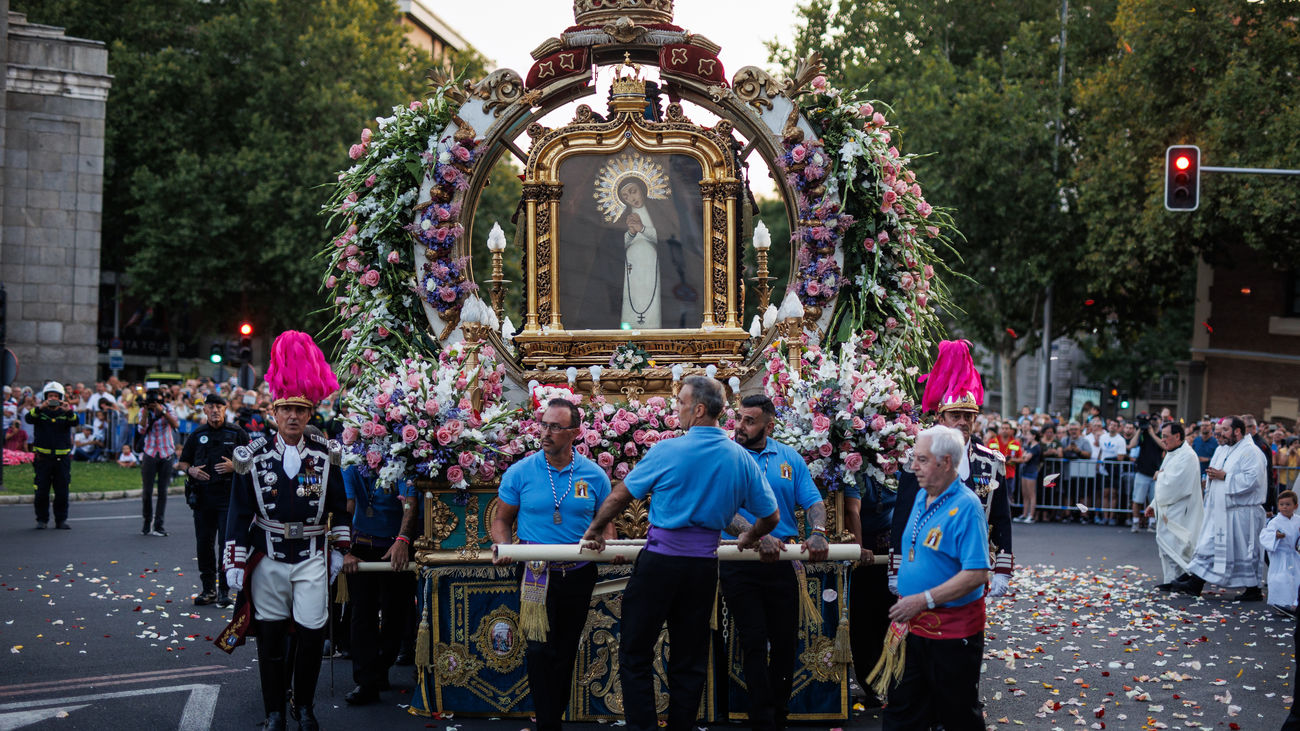 Programa de las fiestas de La Paloma en Madrid: conciertos, concursos y, por supuesto, chotis