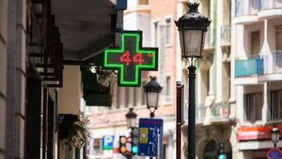 La ola de calor se resiste a abandonar la Península mientras comienza en Canarias