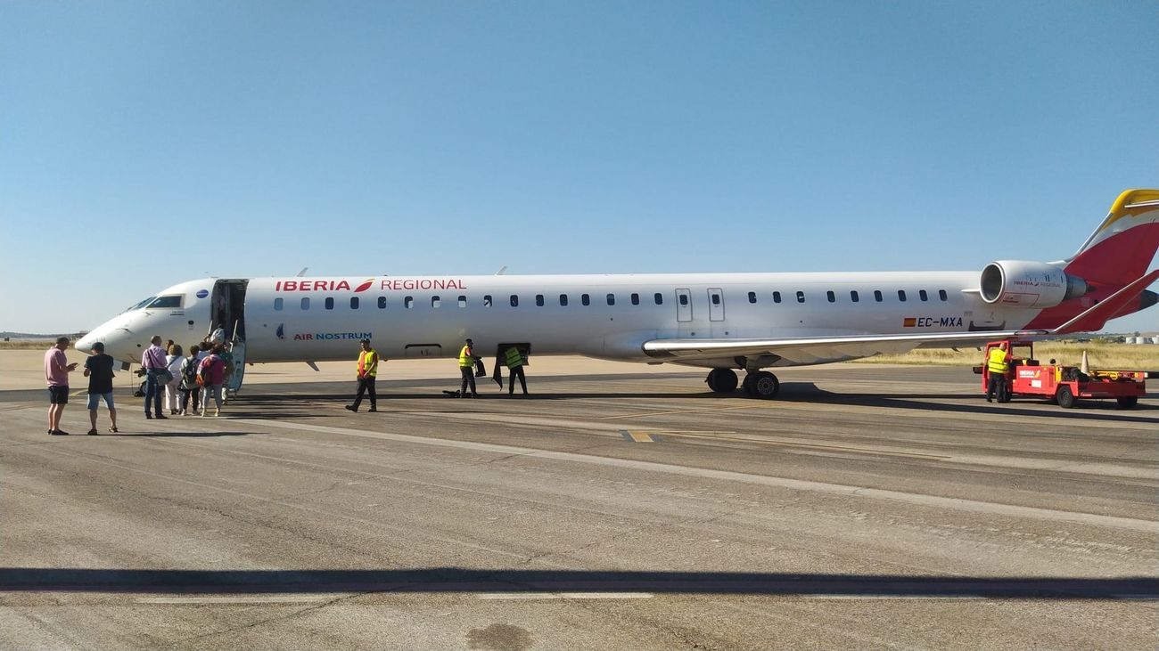 Avión de Air Nostrum en el Aeropuerto de Badajoz