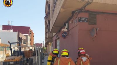 Dos edificios desalojados  y un tercero confinado por una fuga de gas en Paterna