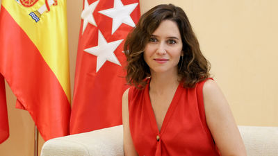 Ayuso: "Lo siguiente es otorgar la Gran Cruz de la Orden de Isabel la Católica a Carles Puigdemont"