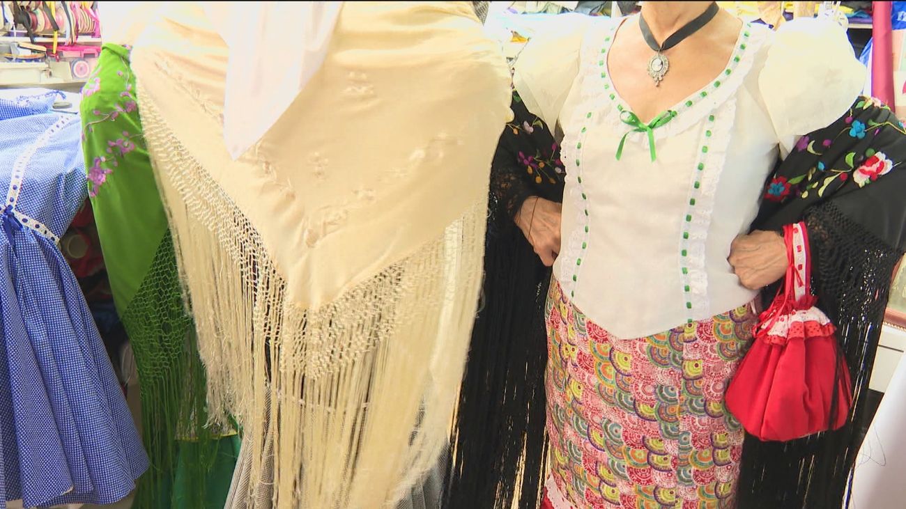 Los trajes castizos se convierten en una nueva tendencia