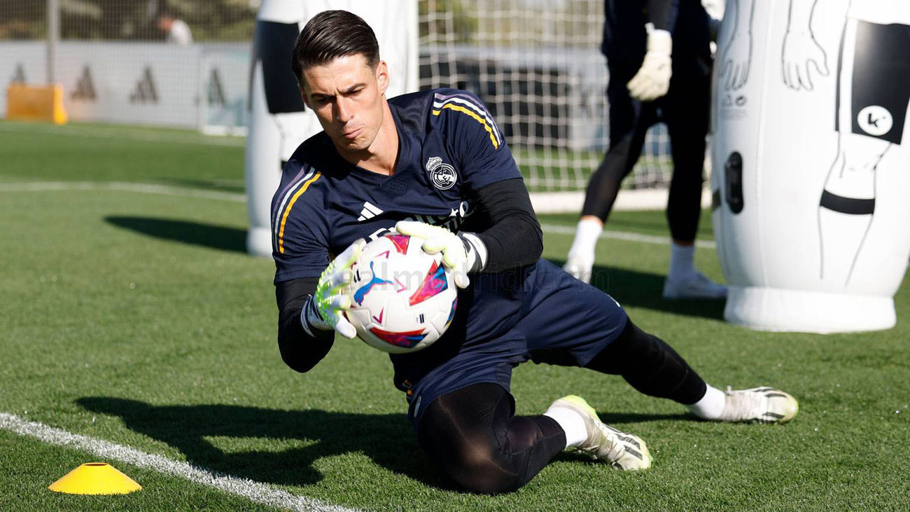 Kepa completa su primer entrenamiento con el Real Madrid
