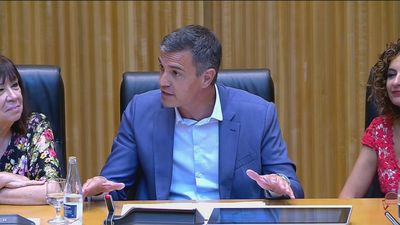 Sánchez anuncia su intención de ir a la investidura y exige a Feijóo no "presionar" al rey