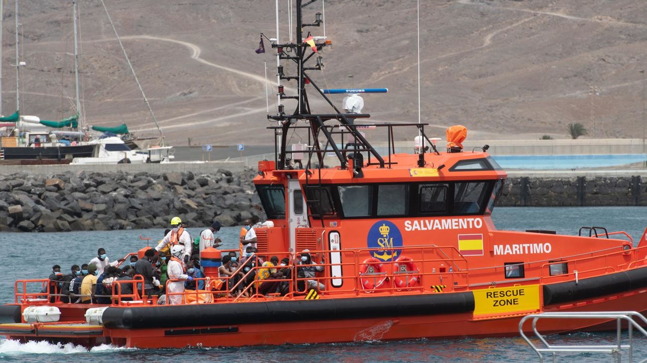 Más de 250 migrantes rescatados de ocho pateras en Baleares, Alicante y Canarias