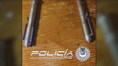 Armas de fuego camufladas en bolis, móviles o maletines