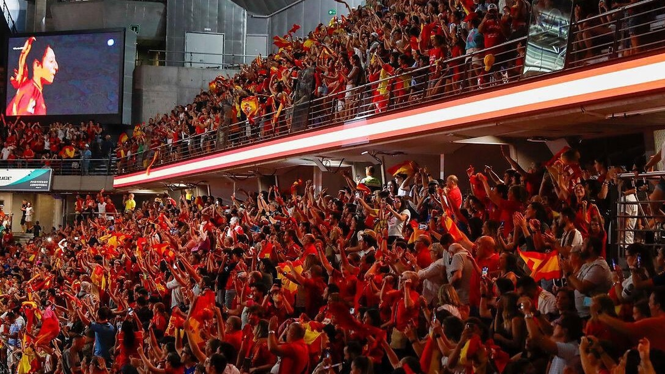 Madrid vibra con las campeonas del mundo