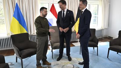 Zelenski viaja a Dinamarca tras acuerdo sobre los F-16 en Países Bajos