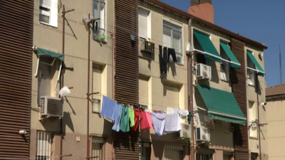 Dos detenidos y tres agentes heridos al intentar detener a un maltratador en San Blas