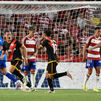 El Rayo gana 0-2 en Granada y consigue el pleno de victorias
