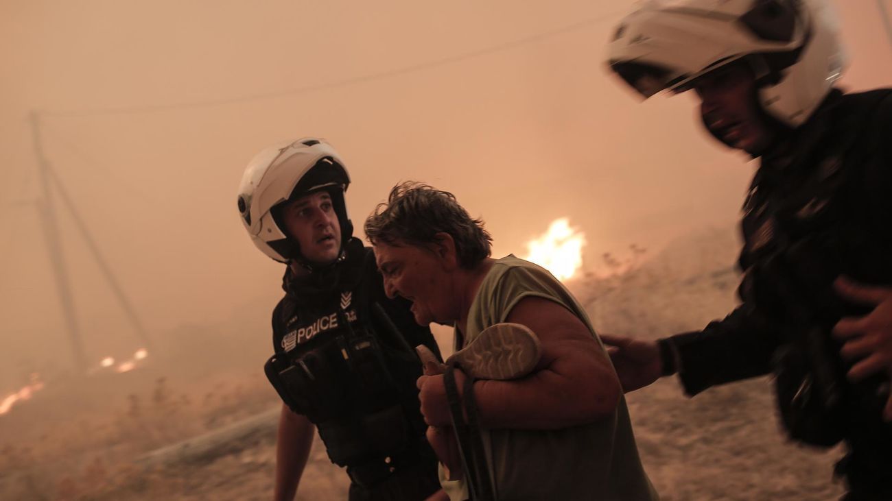 Grecia confirma la muerte de 18 migrantes en el incendio forestal de Dadia