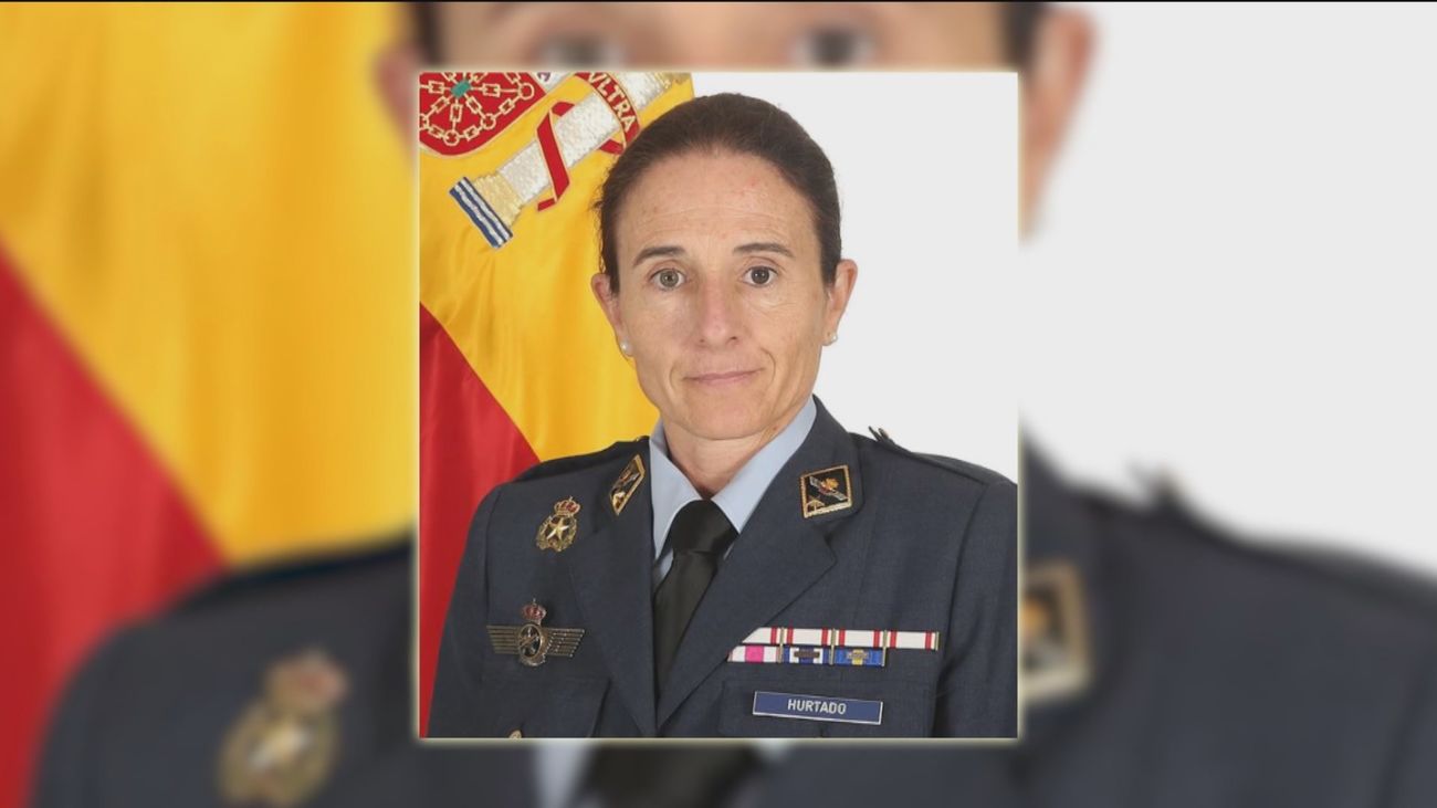 Robles nombra la cuarta mujer general de las Fuerzas Armadas