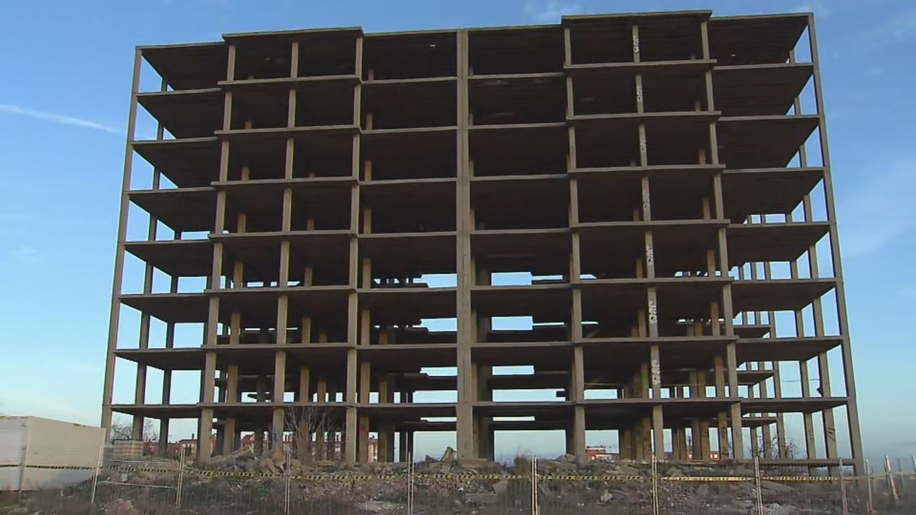 Edificio abandonado en Ciempozuelos conocido popularmente como el 'esqueleto'