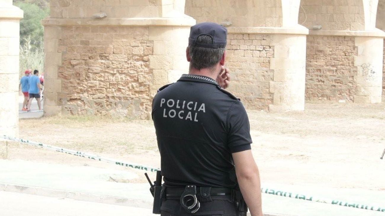 Prisión para dos hombres por agredir sexualmente a una mujer tras ofrecerle trabajo en Orihuela (Alicante)