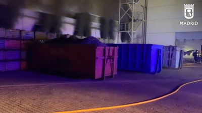 Controlado un incendio sin heridos en una nave industrial en San Blas