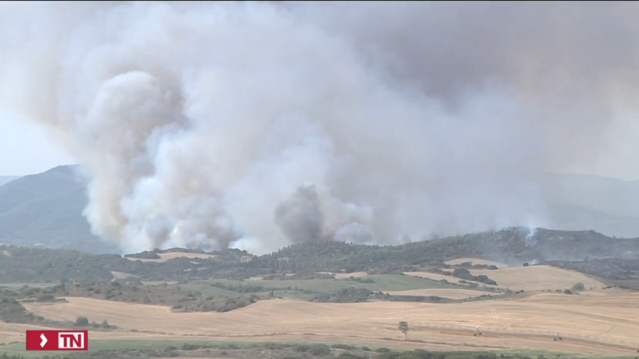 El incendio de Tenerife ya tiene el perímetro consolidado, con puntos calientes en la zona norte