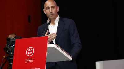 DIRECTO | Luis Rubiales: "¡No voy a dimitir, no voy a dimitir, no voy a dimitir!"
