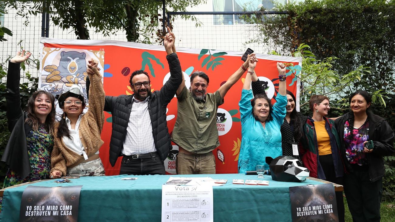 El Gobierno de Ecuador da marcha atrás y cesará la explotación petrolera como ordenó el plebiscito