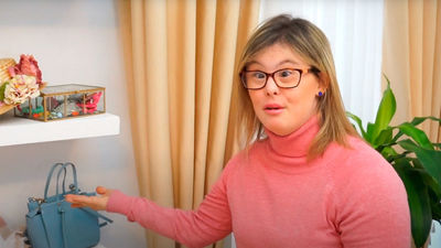 Paola Torres, la bloguera con síndrome de Down que lleva una década hablando de moda