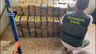 Un detenido tras incautarse un alijo de 805 kilos de cocaína en un polígono de Granada