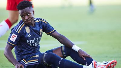 Vinícius estará seis semanas de baja por rotura muscular