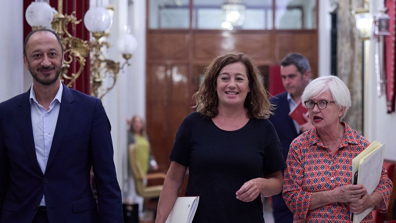 El vicepresidente primero del Congreso de los Diputados, Alfonso Rodríguez Gómez de Celis (PSOE)y la presidenta del Congreso, Francina Armengol,