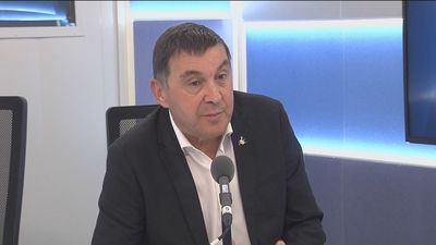 Otegi: "La izquierda tiene que entender que la agenda de la plurinacionalidad tiene que verse satisfecha"
