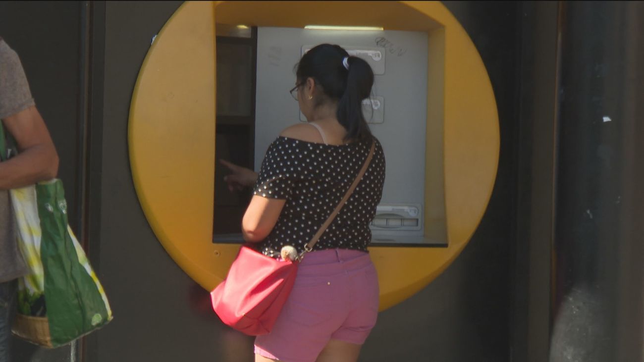 El ahorro de los hogares se desploma