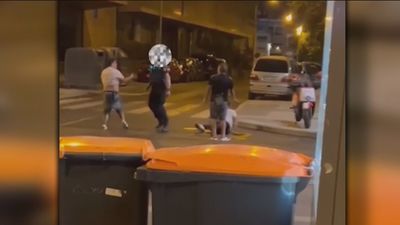 'A bofetada limpia' así cesa la policía municipal un pelea en Ciudad Lineal