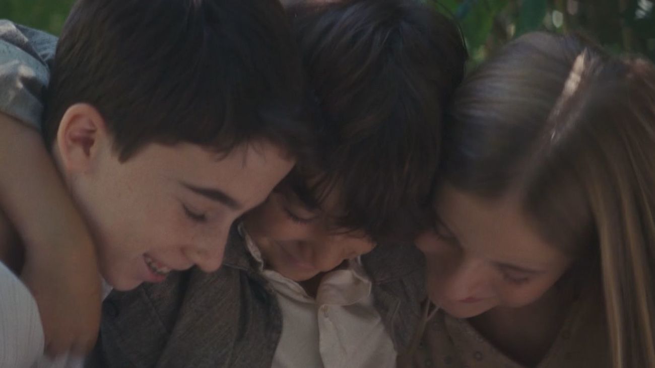 '¡Salta!': nada como el amor de un hermano... para viajar en el tiempo