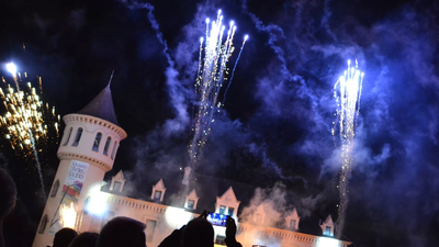 Comienzan las fiestas de Alcorcón con la vista en el cielo